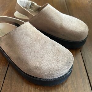 Pilcro Suede Clogs Size 8.5 or Euro 39